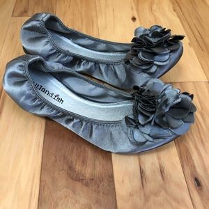 Silver slipper shoes